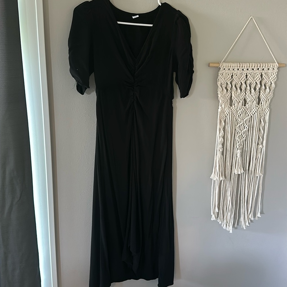 Black Old Navy dress